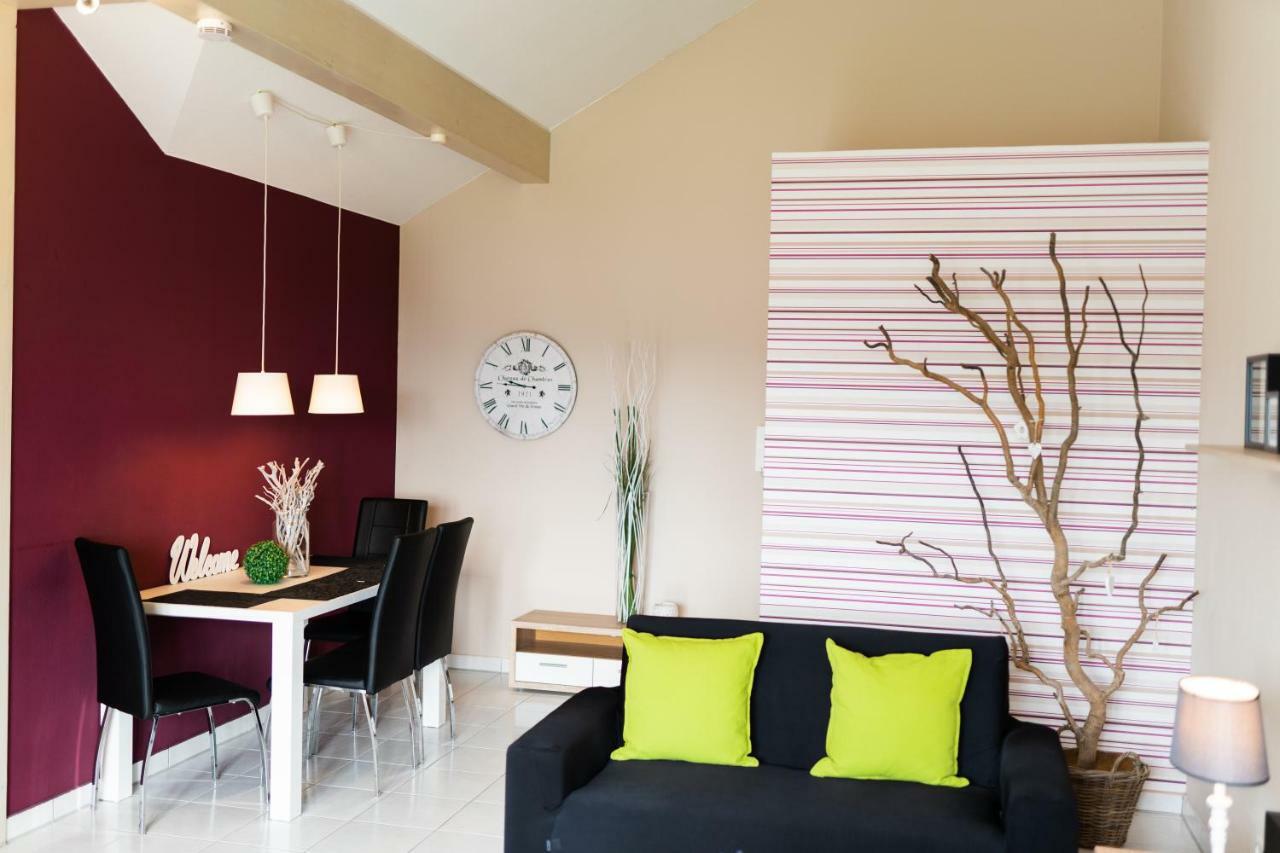 Ferienwohnung Ausblick Asslar Exterior foto